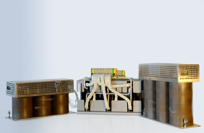 The material is key: SMP's New EMC filters with high frequency stability