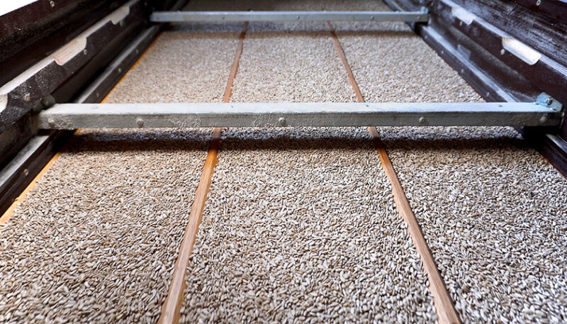 Article by WIPOTEC: High accuracy with next to no loss – For securing bulk goods