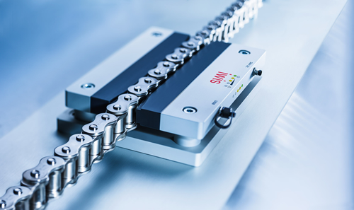 Iwis Group’s New Chain Condition Monitoring system for smart chain monitoring