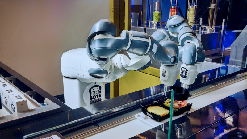 ABB and BurgerBots Unveil Robotic Burger-Making to Revolutionize Fast Food Prep
